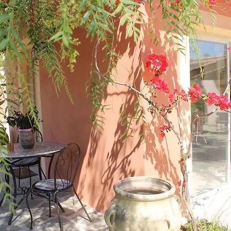 Bed & Breakfast D'hotes Le Clos Des Oliviers 3*