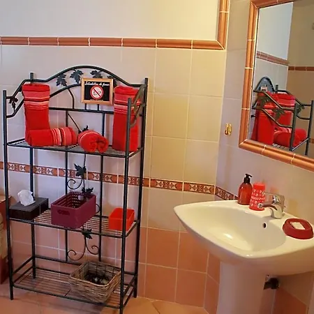 D'hotes Le Clos Des Oliviers Bed & Breakfast 3*