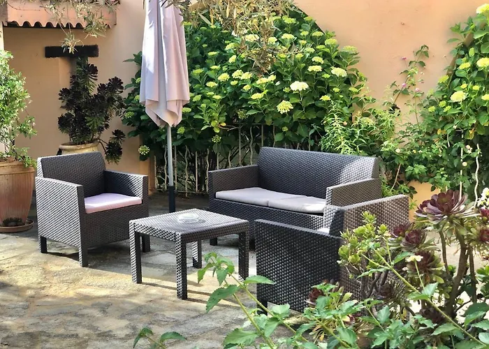 Couette-café D'hôtes Le Clos Des Oliviers 3*