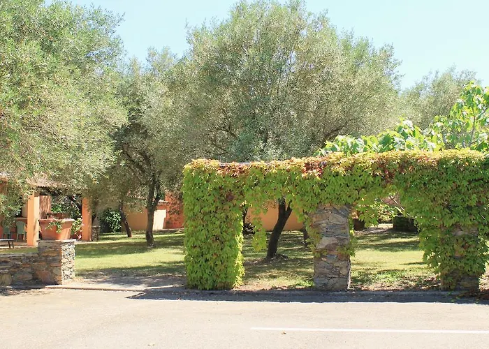 D'hotes Le Clos Des Oliviers 4*